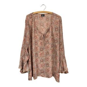 Floral Patterned Lightweight Women's Top Blouse Size 4X Bell Sleeve Comfy Office